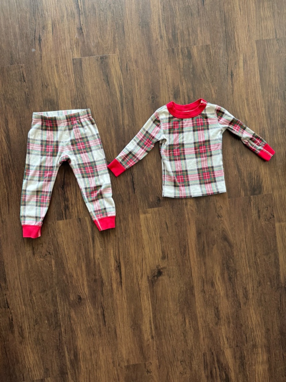 Hanna Andersson Red Plaid Pajama Set - Unisex 3T